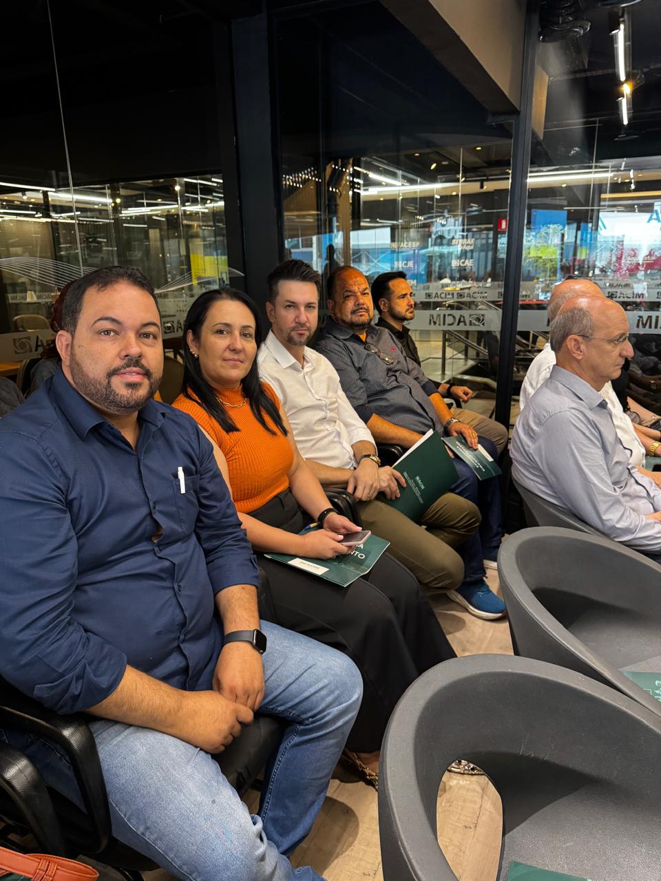 ACIG participa de reunião de trabalho na Associação Comercial de Inovação de Marília